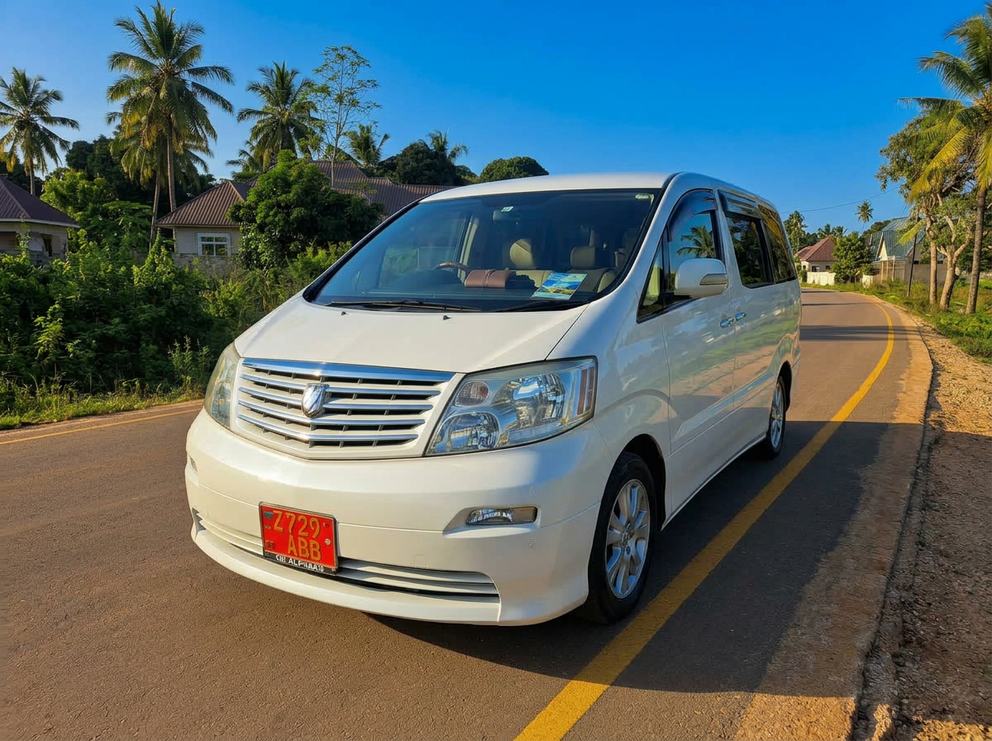 Private taxi or shared transfer in Zanzibar?