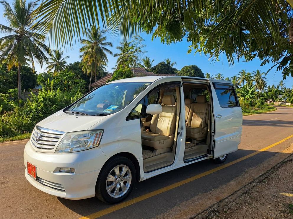 Travelling Zanzibar with children